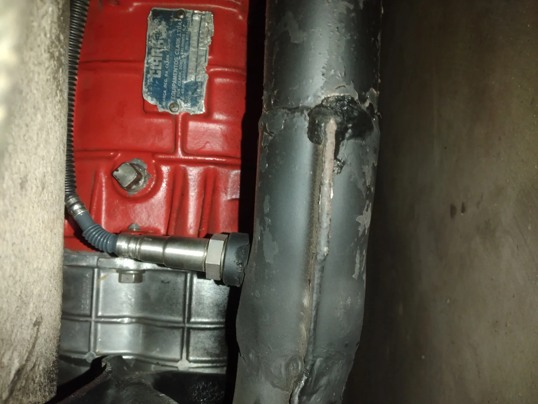 Added a pre-chamber for the oxygen sensor.